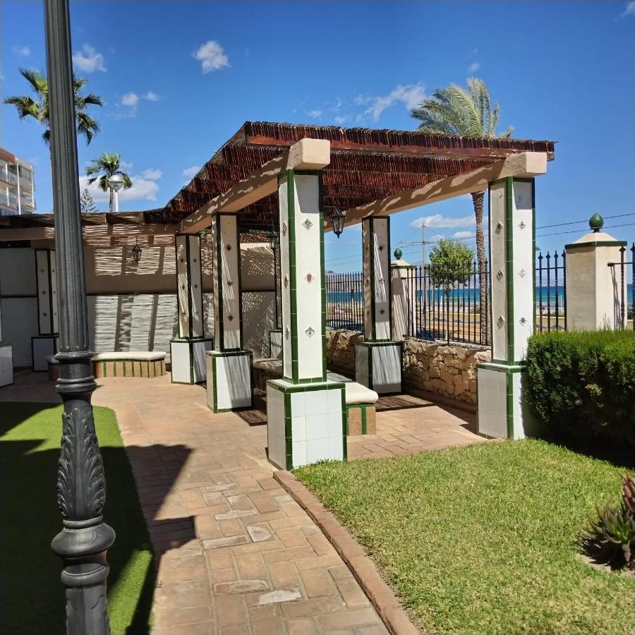 Apartamento primera línea playa Muchavista El Campello con piscina Exterior foto